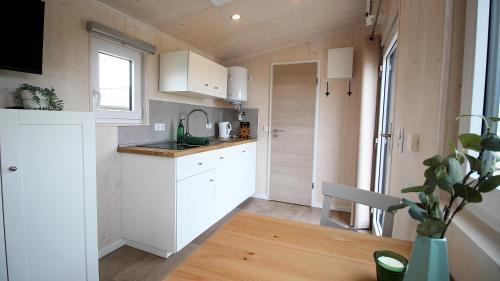 Reichenberg Apartment | Cozy Hotel Herdt: Child-Friendly Retreat with Great Reviews