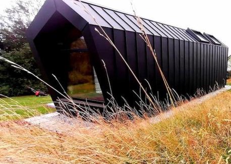 Seibranz Apartment | Tiny House 2 in Allgäu: Great Garden & Oceanfront Views