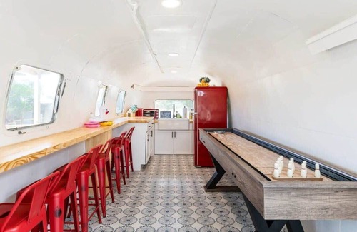 Dripping Springs Cabin | Cozy Tiny House #6 @Infinity Ranch - Pet Friendly Retreat