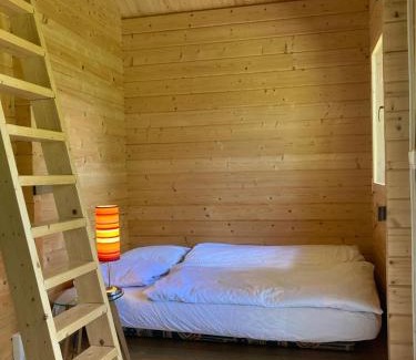 Drebkau House | Idyllic Tiny House am See - Family-Friendly Retreat