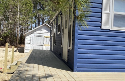 Piney Point Cottage | Cozy Tiny House Retreat on St. George Island with Hot Tub