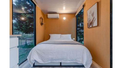 Cape Schanck House | Cozy Tiny House with Breathtaking Views for Families