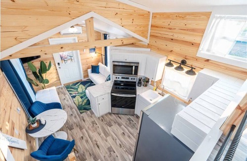 Guntersville Cottage | Ideal Cabin Retreat with Firepit & Boat Parking Near Ramps