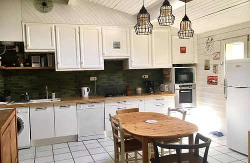 Cazaux House | Family-Friendly Tiny House with Pool & Ocean Views