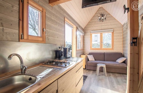 Aigueblanche House | Cozy Tiny House Du Morel - Ideal for Families and Breakfast