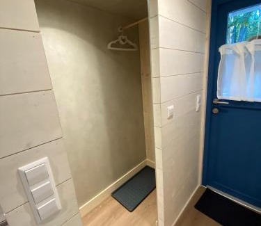 Hamm Apartment | Pet-Friendly Tiny House Ems at PIER9 - Guest Rated 9/10