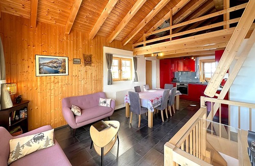Monteiller Ski Chalet | Discover Zigzag sur les Pistes d'Anzère: Family-Friendly Getaway