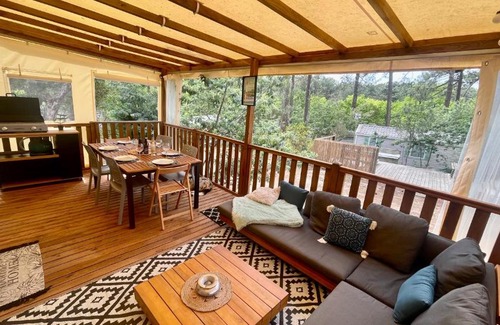 Claouey Resort | Charming Tiny House for Family Getaways in Cap Ferret