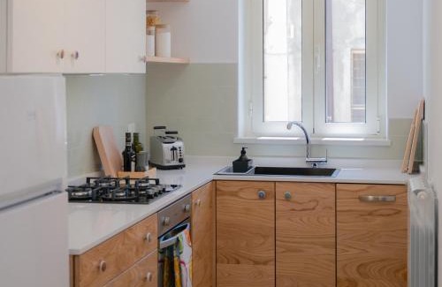 Soverato House | Cozy Tiny House in Historic Soverato - Child Friendly Retreat
