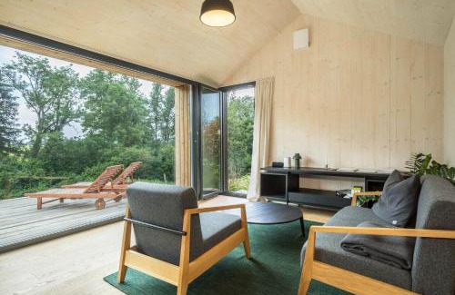 Wangen im Allgaeu House | Guest Rated 9.6: Family-Friendly Tiny House Lachen