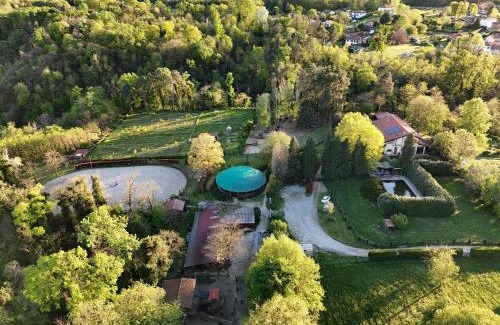 Cascinetta House | Cozy Tiny House Near Lake Maggiore with Private Beach