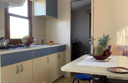 Kounelion House | Cozy Tiny House Lyrides by the Cretan Sea - Pet Friendly Stay