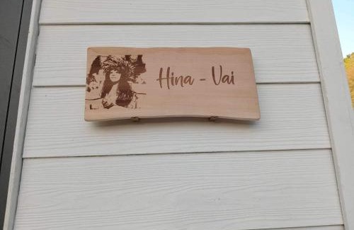 Moorea-Maiao Ski Chalet | Cozy Tiny House Moorea Hinavai - Family & Pet Friendly Retreat