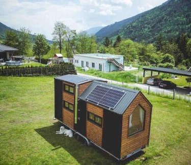 Unterkolbnitz Apartment | Cozy Tiny House Near Millstättersee with Pool & Hot Tub