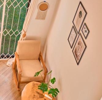 Nkoanrua Apartment | Cozy Tiny House with Breathtaking Views and Spa Access