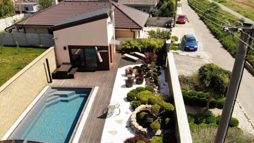 Dunajska Luzna Apartment | Cozy Tiny House Retreat with Private Pool & Ocean Views