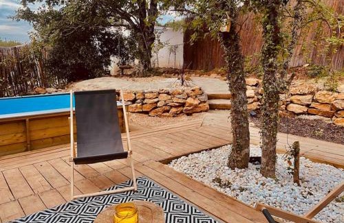 Plan-d'Aups-Sainte-Baume Ski Chalet | Pet Friendly Tiny LiLouMaCa in Cœur Ste Baume - 9/10 Rating