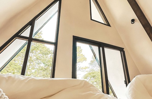 Comayagua Ski Chalet | Tiny Pines A-frame Cabin W/hot Tub Comayagua