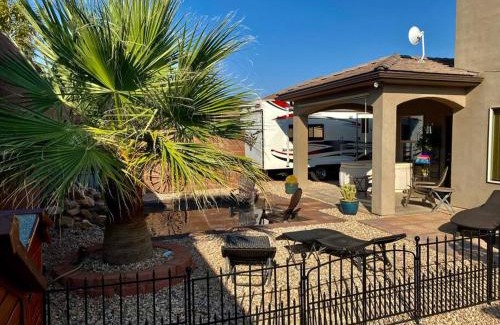 St. George House | Discover Tiny RV Stone Pool Inn: Pet-Friendly Oasis Near Zion