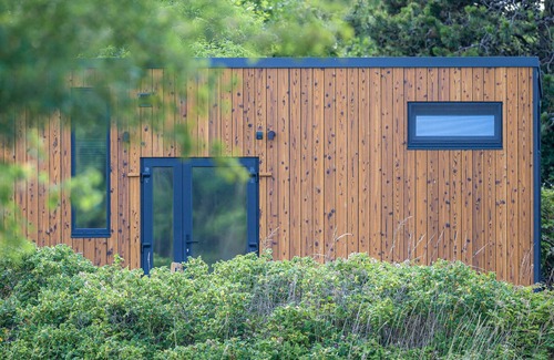 Kegnæshøj Cabin | Oceanfront Tiny Seaside Kegnæs #01 with Spa and Kitchen