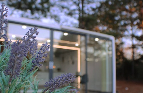 Athens Cabin | Tiny White Box on Off-grid Land. Queen size bed