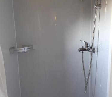 Pettstadt House | Pet-Friendly Tinyhouse Bamberg with Ocean View & Hot Tub