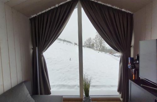 Birkelback House | Pet-Friendly Tinyhouse Heimatglück with Great Reviews