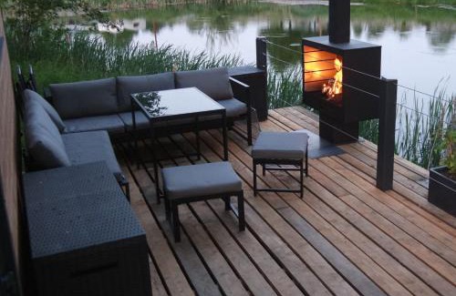 Buhlau House | Cozy Tiny House near Dresden with Pool and Nature Views