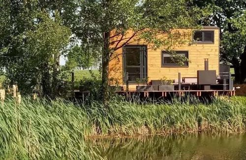 Buhlau House | Cozy Tiny House near Dresden with Pool and Nature Views