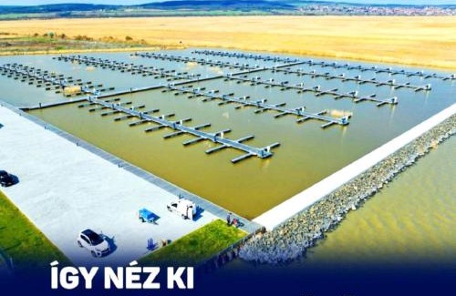 Fertorakos Ski Chalet | Exclusive Tiny Houses by Neusiedlersee with Ocean Views
