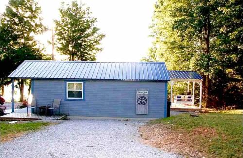 Monticello House | TinyLakeview Cottage