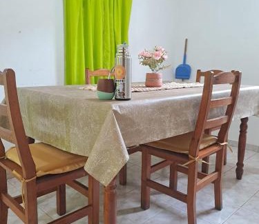San Jose House | Discover Tio Carocito: Pet-Friendly Retreat with Breakfast