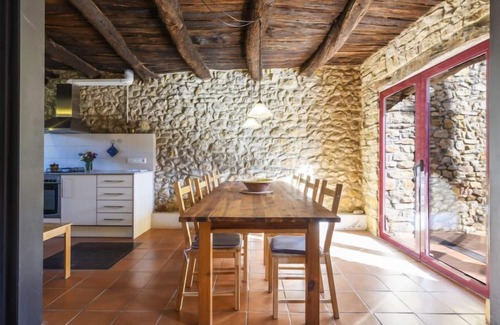 Godall House | Pet-Friendly Retreat at Tio Pepe de Maja by Interhome