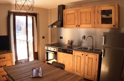 Tschaval Apartment | Discover TIP VICTORY SUB 14 with Ocean Views in Gressoney
