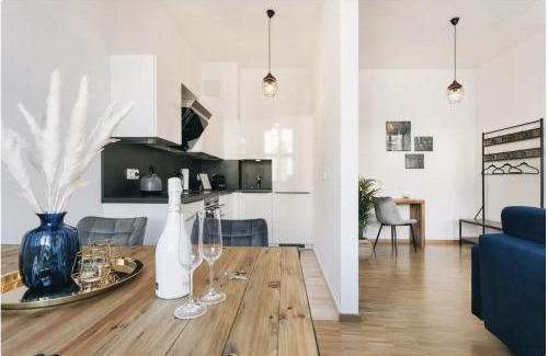 Innere Altstadt Apartment | Prime Apartment Near Frauenkirche - Pet & Child Friendly