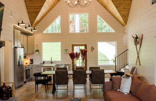Farmerville Cabin | "Tipi" Cabin is a newly built, elevated rustic home on Lake D'arbonne!