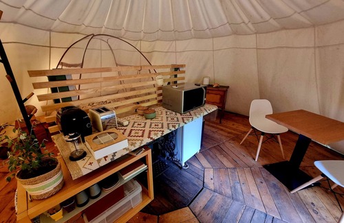 Saint-Quay-Perros Cottage | Tipi Nature - Pink Granite Coast