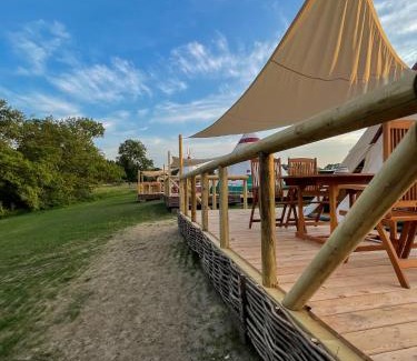 Belau Apartment | Pet-Friendly Tipi Sioux: Guest Rated 9/10 for Family Fun