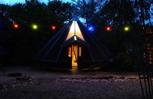 Saint-Antonin-de-Lacalm Other | Cozy Tipis Du Petit Buisson with Family-Friendly Amenities