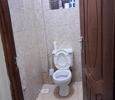 Ngelani Apartment | Exceptional Tirisi Homes: Family-Friendly Dining Awaits