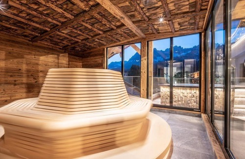 Going am Wilden Kaiser Apartment | Relaxing Wellness Suites with Pool at Resort Seiwald