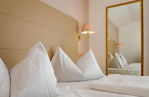 Tramin Bed & Breakfast | Tirolerin Garni Hotel: Pet-Friendly Oasis with Ocean Views