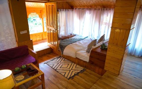 Banjar Resort | Pet Friendly Tirthan Village Resort with Breakfast Included