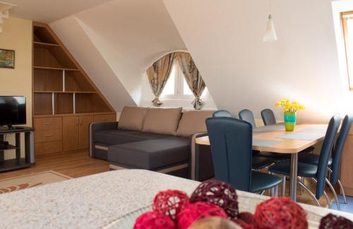 Gyula Apartment | Family-Friendly Stay at Titán Apartman - Rated 9/10