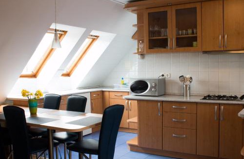 Gyula Apartment | Family-Friendly Stay at Titán Apartman - Rated 9/10