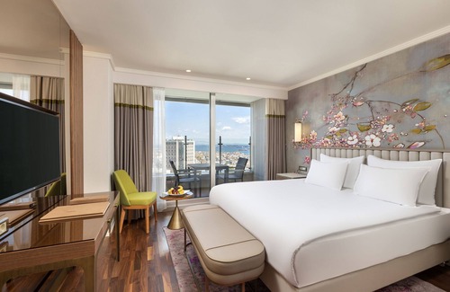 Bakırkoy Hotel | Elegant Titanic Port Bakirkoy: Rated 9/10 with Spa & Pool
