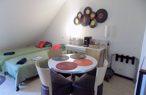 Lourdes Apartment | Discover TITHOME 3: Grand Studio Near City Center & Sanctuary