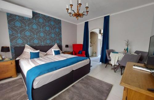 Bukfurdo Apartment | Top-Rated Titi Classic & Trendy Apartman with Ocean View