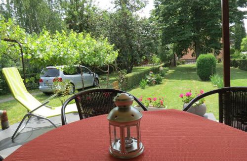 Bukfurdo Apartment | Top-Rated Titi Classic & Trendy Apartman with Ocean View