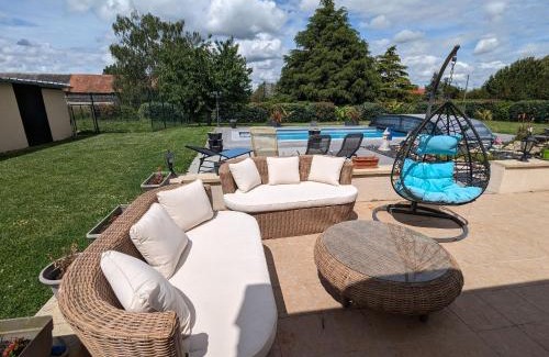 Mareau-aux-Bois House | Family Retreat with Heated Pool & Garden near Orléans Forest
